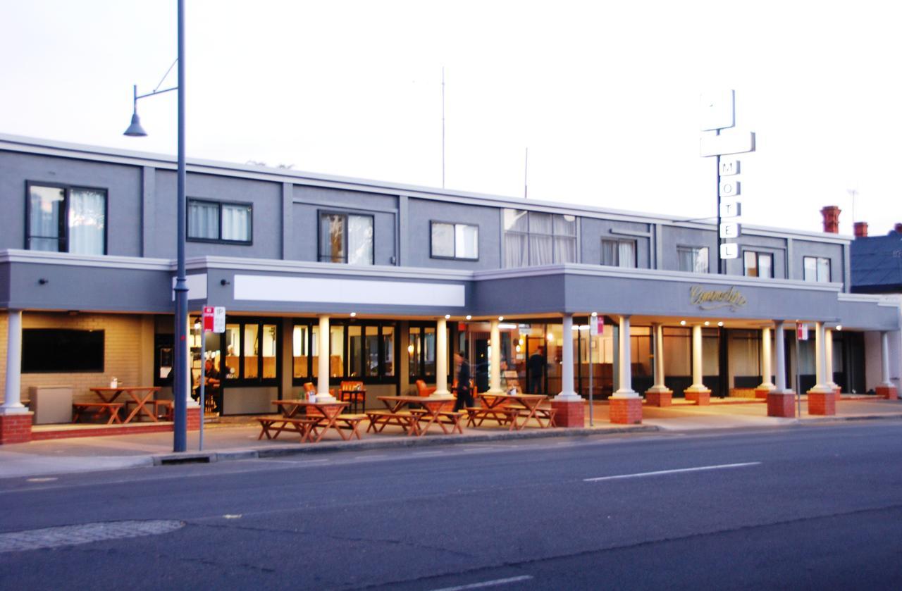 Commodore Motor Inn オーブリー エクステリア 写真